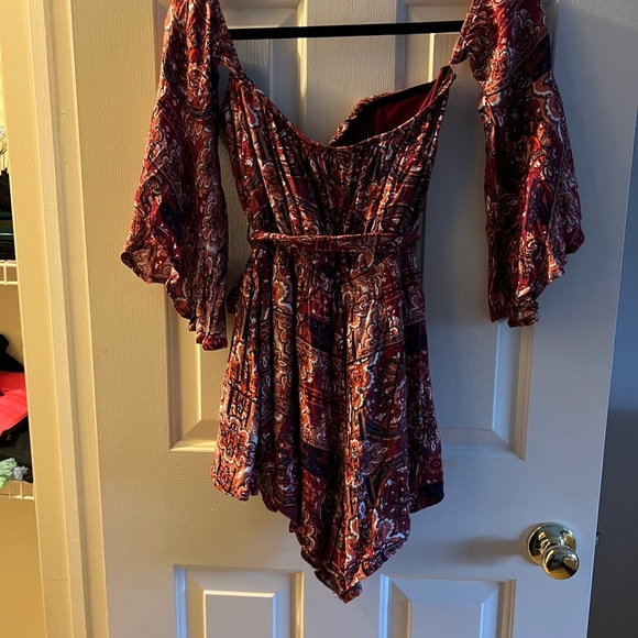 Seek the label romper - Picture 3 of 3